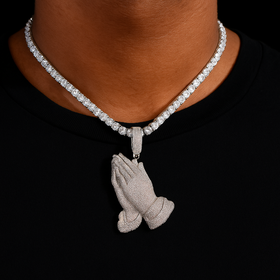 925 Sterling Silver Moissanite Praying Hand Pendent