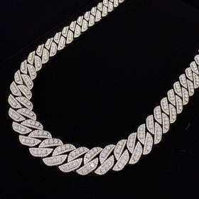 925 Silver 18MM Prong Cuban Link Chain VVS Moissanite